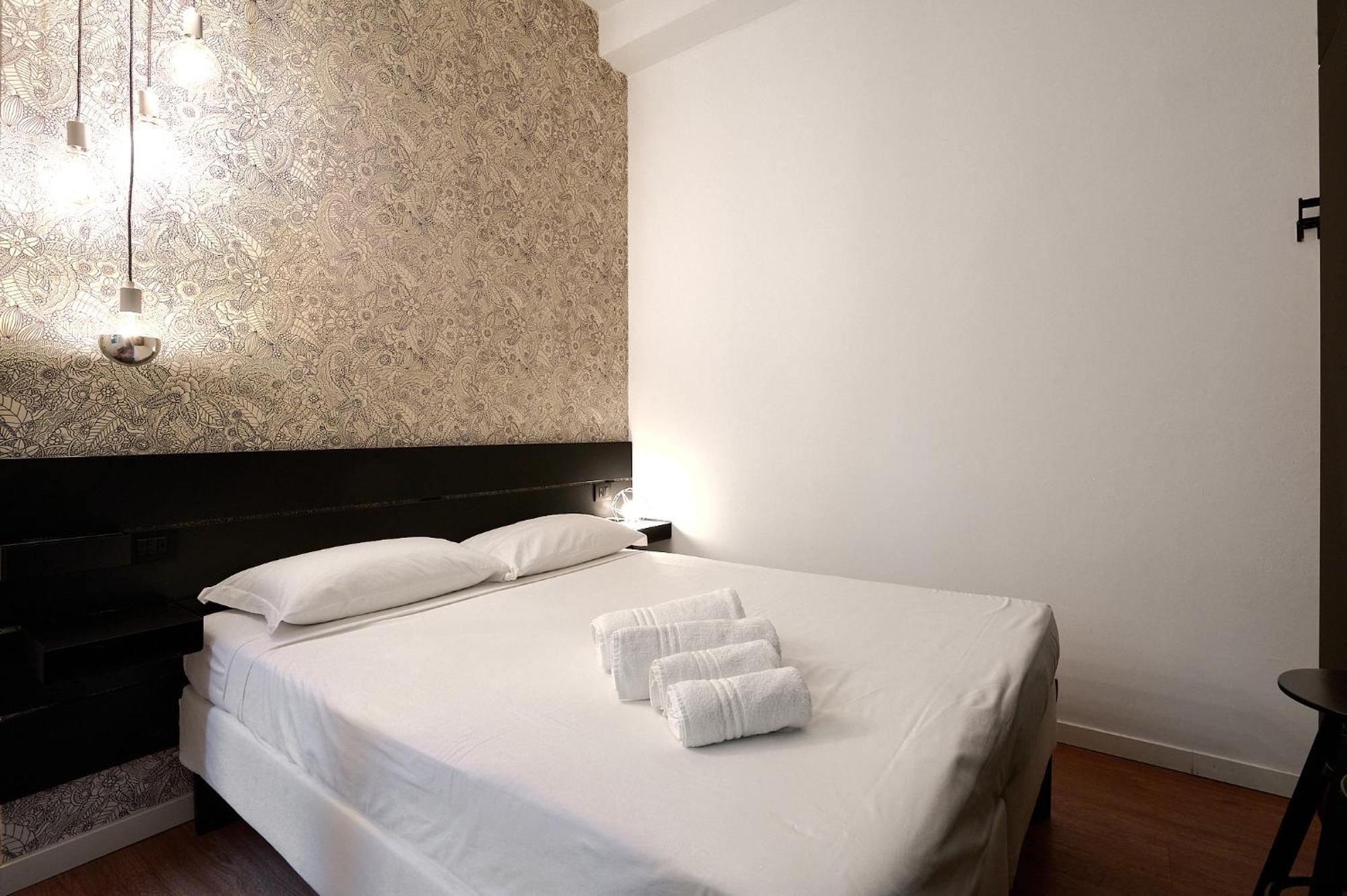 Xenia - Cozy Near Duomo - Porta Romana Apartment Milan